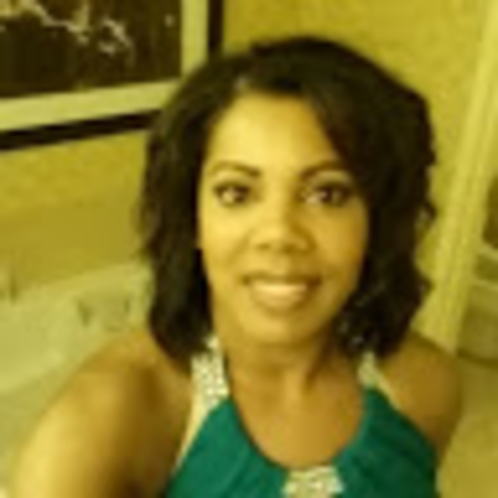 Meet your Posher, Tina